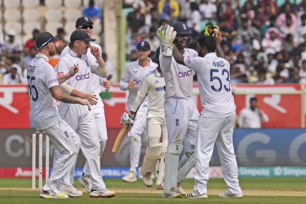 India vs England 1st Test Day 4 Cricket Match highlights: England beat  India by 28 runs, lead series 1-0 - The Times of India