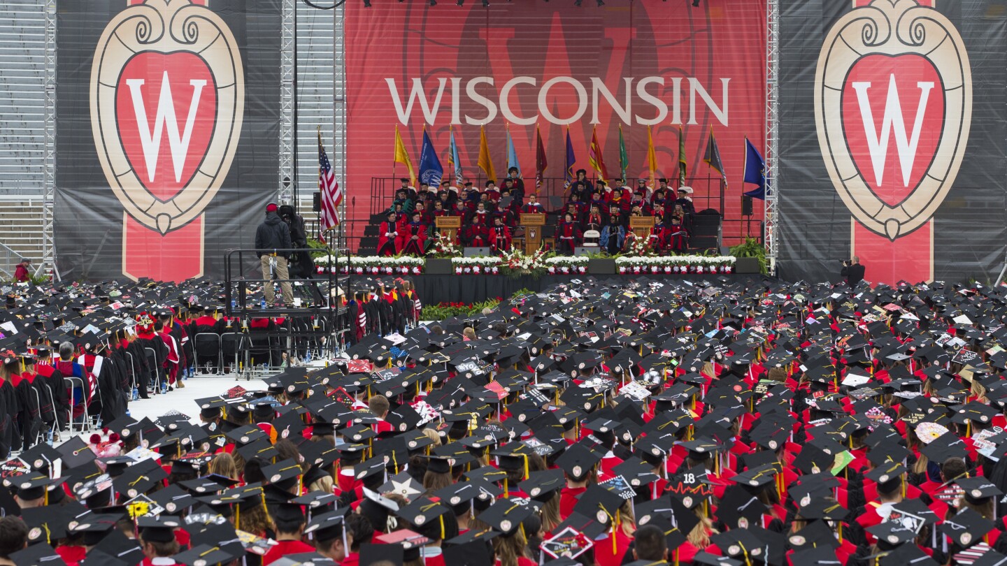 President of the University of Wisconsin wants 5 million in new funds to avert higher tuition fees