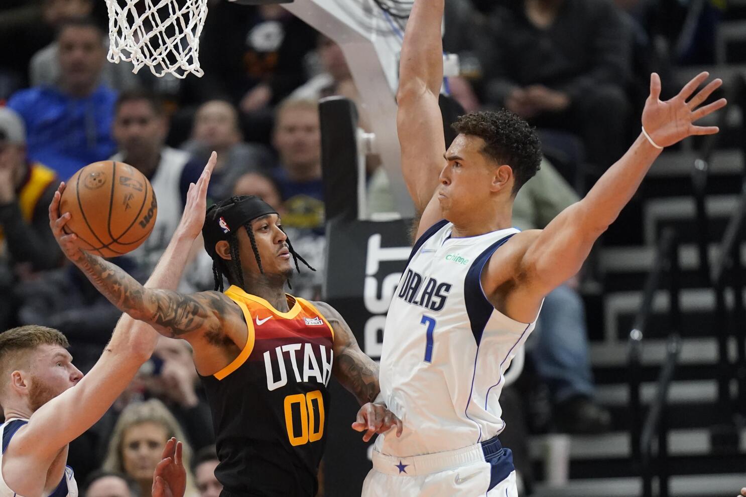 Mitchell hits 7 3s, scores 33 points in Jazz's win over Mavs
