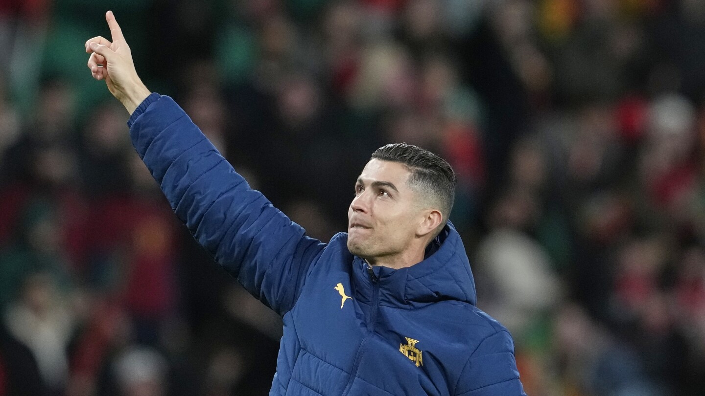 FIFA president cites 'discussions' for Ronaldo to play in Club World Cup