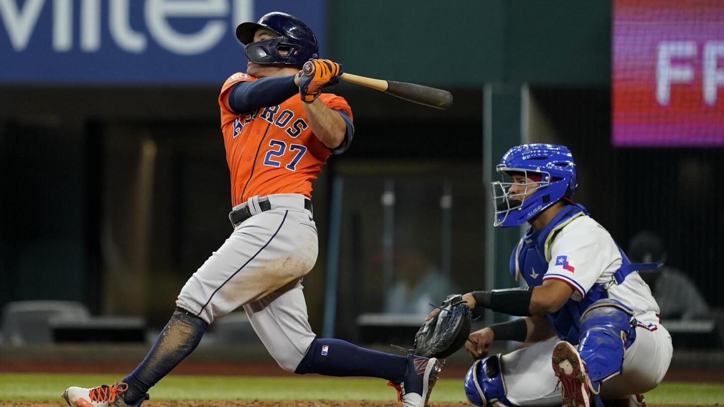 Jose Altuve looks to extend Astros' postseason success