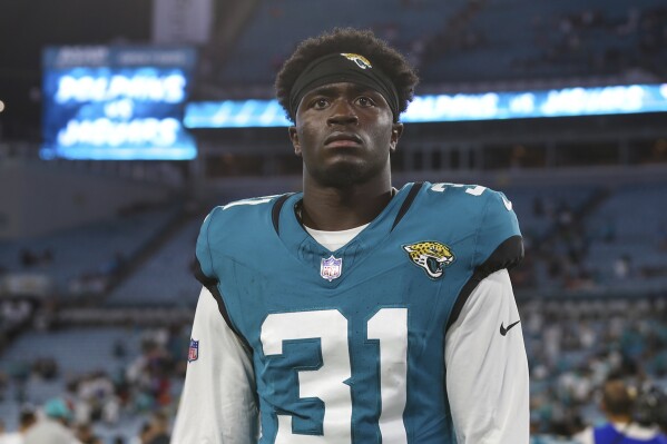 FILE - Jacksonville Jaguars cornerback Darious Williams (31) leaves the field after an NFL preseason football game against the Miami Dolphins, Saturday, Aug. 26, 2023, in Jacksonville, Fla. The Jacksonville Jaguars cut veteran cornerback Darious Williams on Tuesday, March 5, 2024, to create $11.5 million in salary cap space. (AP Photo/Gary McCullough, File)
