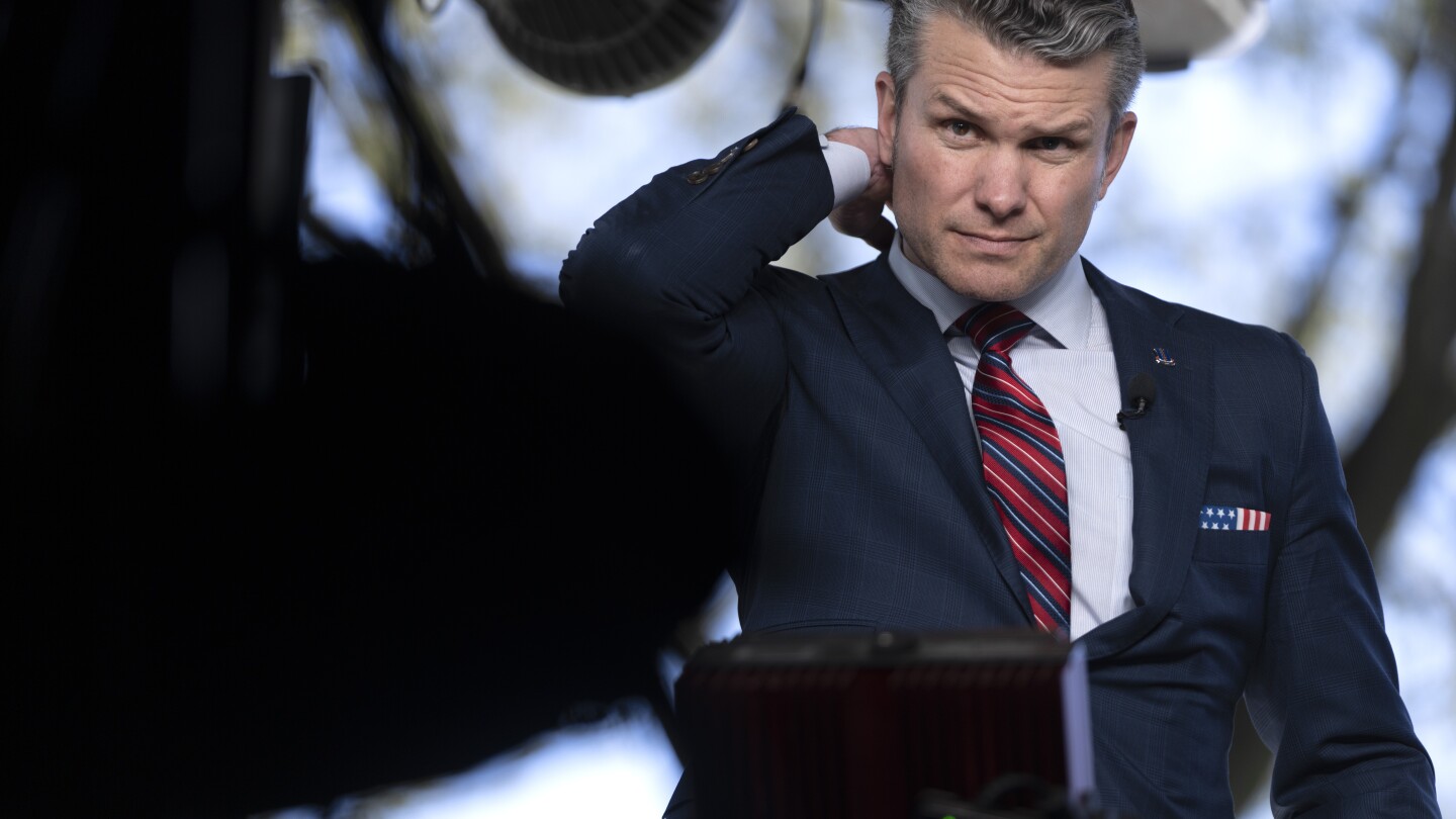 Atualizações ao vivo: os democratas chamam Hegseth para renunciar aos vazamentos de sinais
 #ÚltimasNotícias