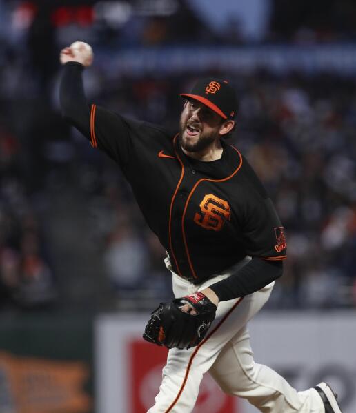 Giants reliever Jay Jackson placed on COVID IL, Thairo Estrada