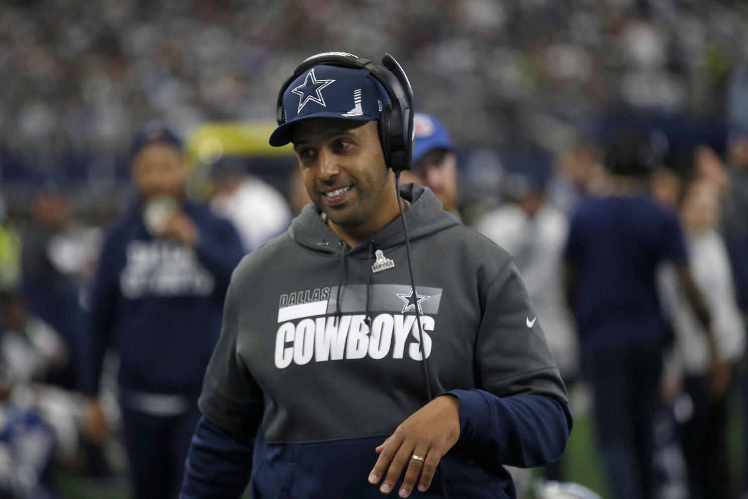 Cowboys' Durde grows as 1st Brit to coach full time in NFL