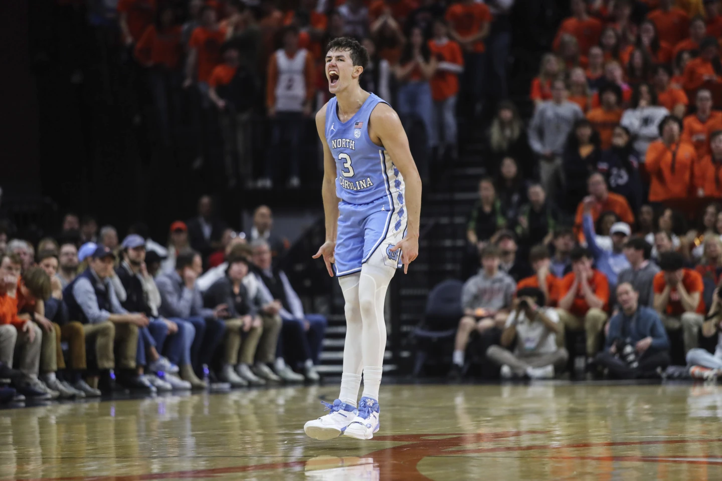 Cormac Ryan scores 18 and No. 10 UNC finally wins at Virginia, 54-44