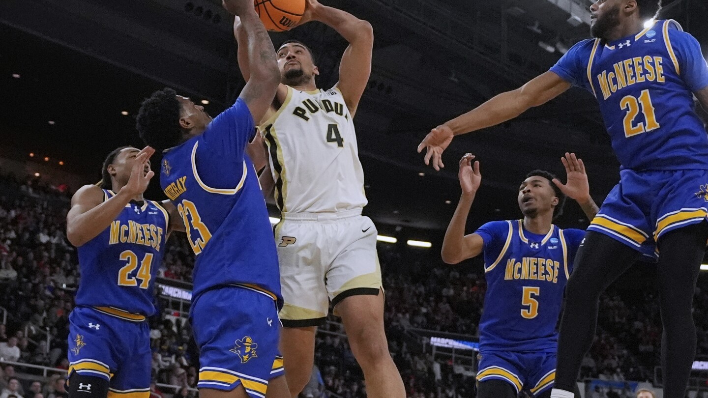 Purdue ends McNeese's March Madness run 76-62 to get back to Sweet 16