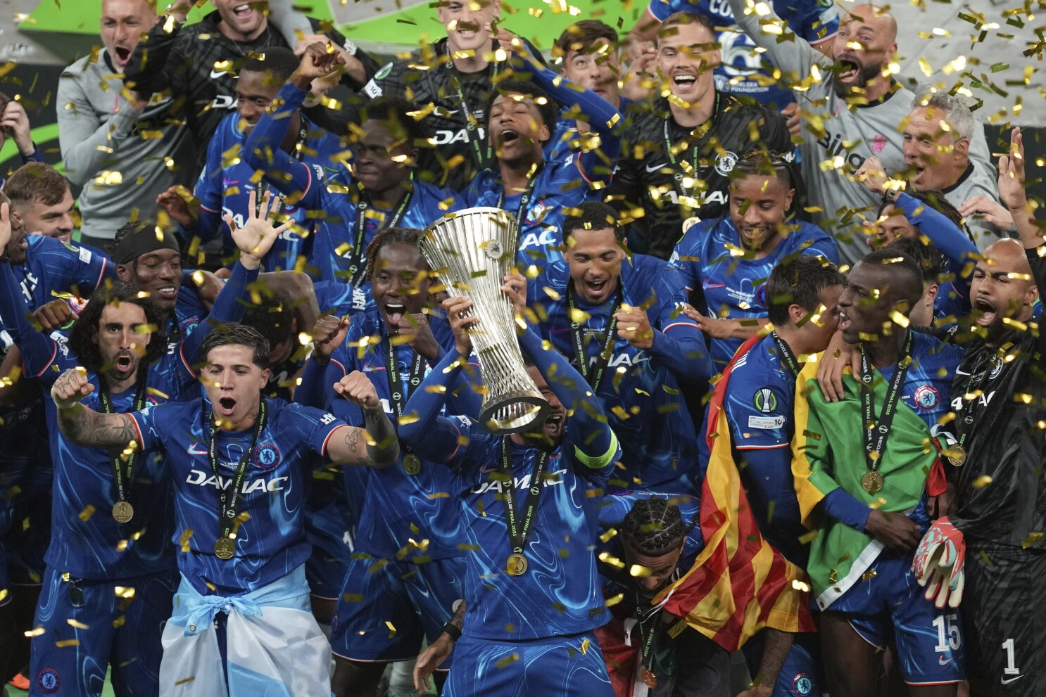Chelsea fulmina 4-1 al Betis y completa títulos de la UEFA al conquistar la Conference League