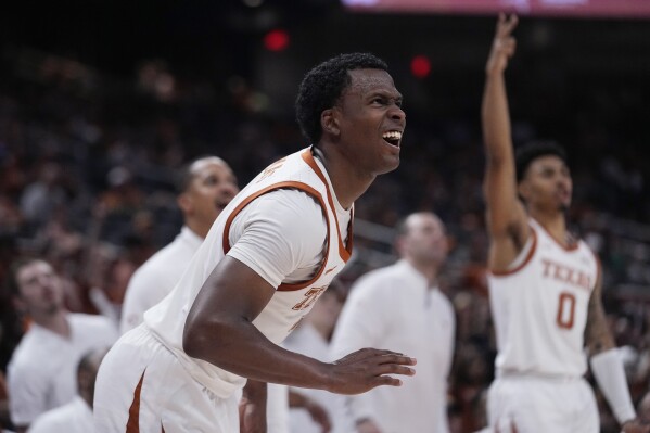 Watch: Timmy Allen Hits Sweet 16 Halftime Buzzer-Beater For Texas