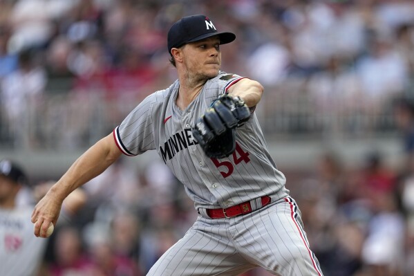 Braves hit 4 homers in 11-7 win to take series from Twins –