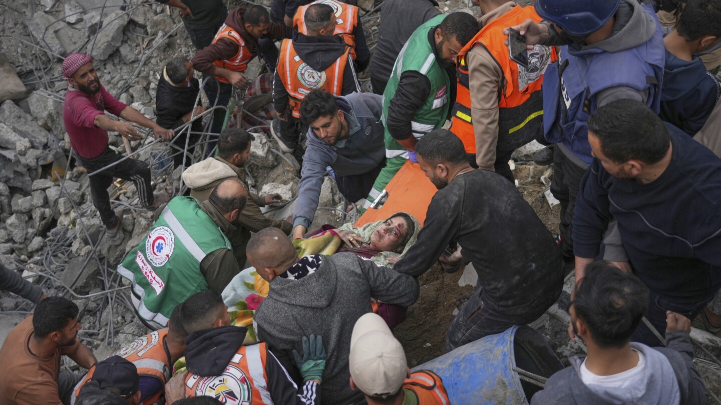 Middle East latest: Israeli strike on Kuwaiti Field Hospital in Gaza kills medic and wounds several