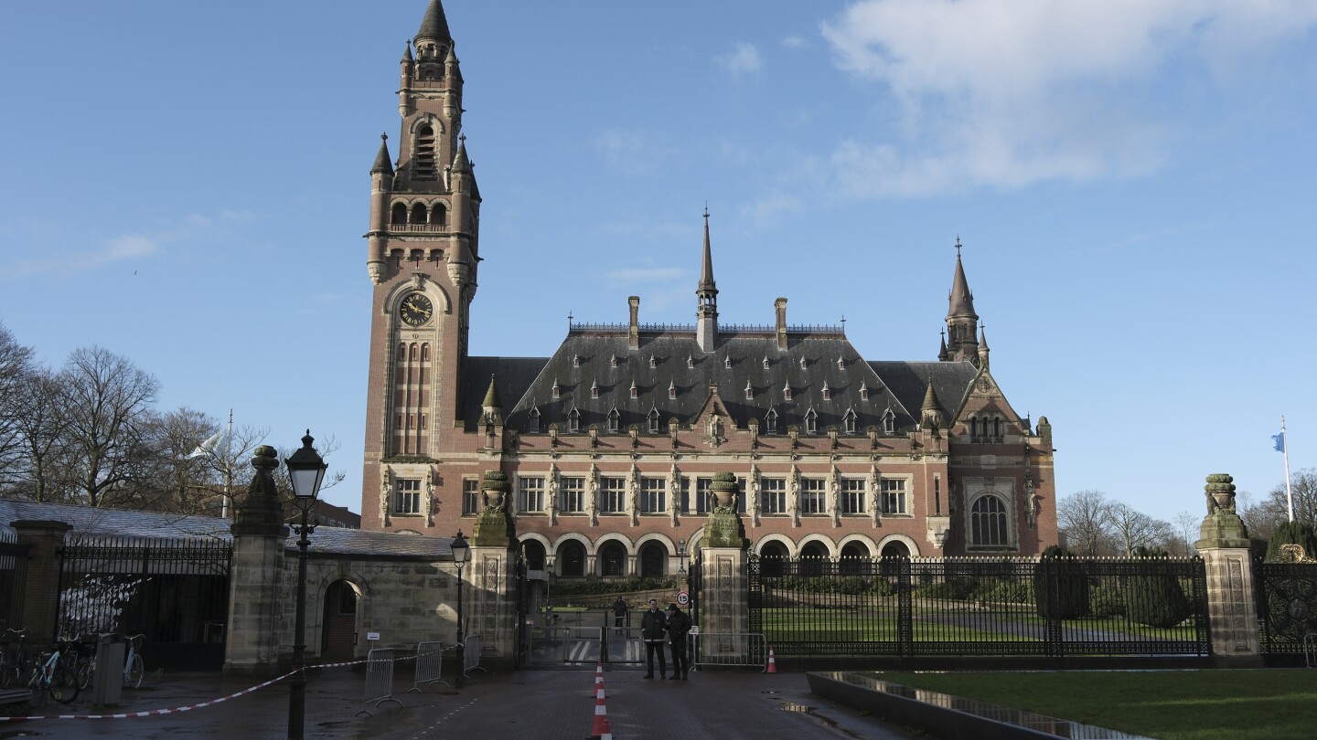 ХАГА Холандия AP — Върховният съд на ООН се произнася