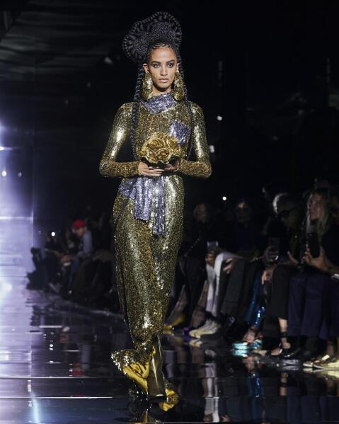 Louis Vuitton Cruises Into New York, Tom Ford Wants a Shorter NYFW