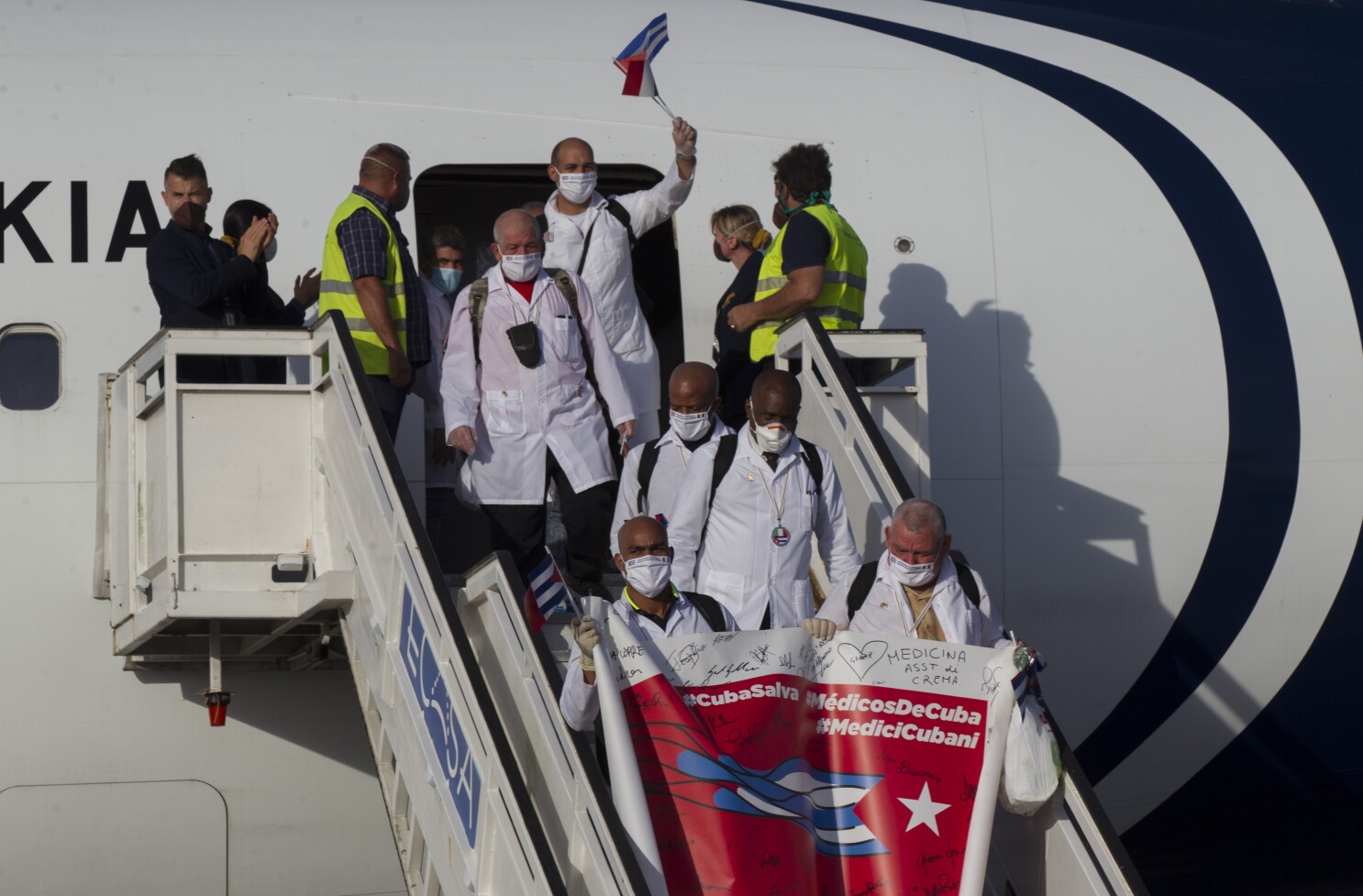 A letter demanding data on Cuban medical missions roils the Caribbean