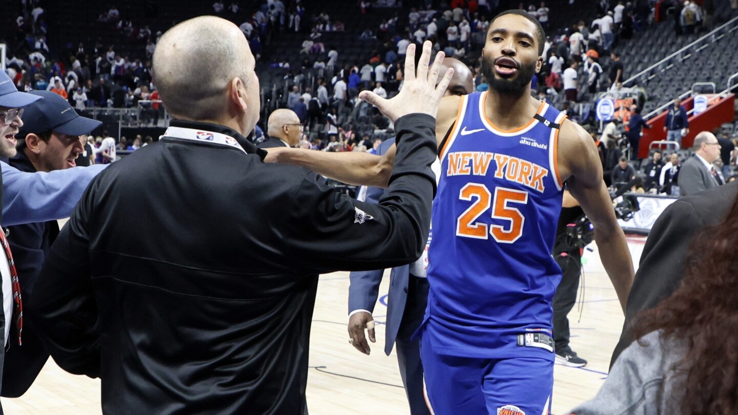 Knicks face Celtics in Eastern Conference Semifinals May 5