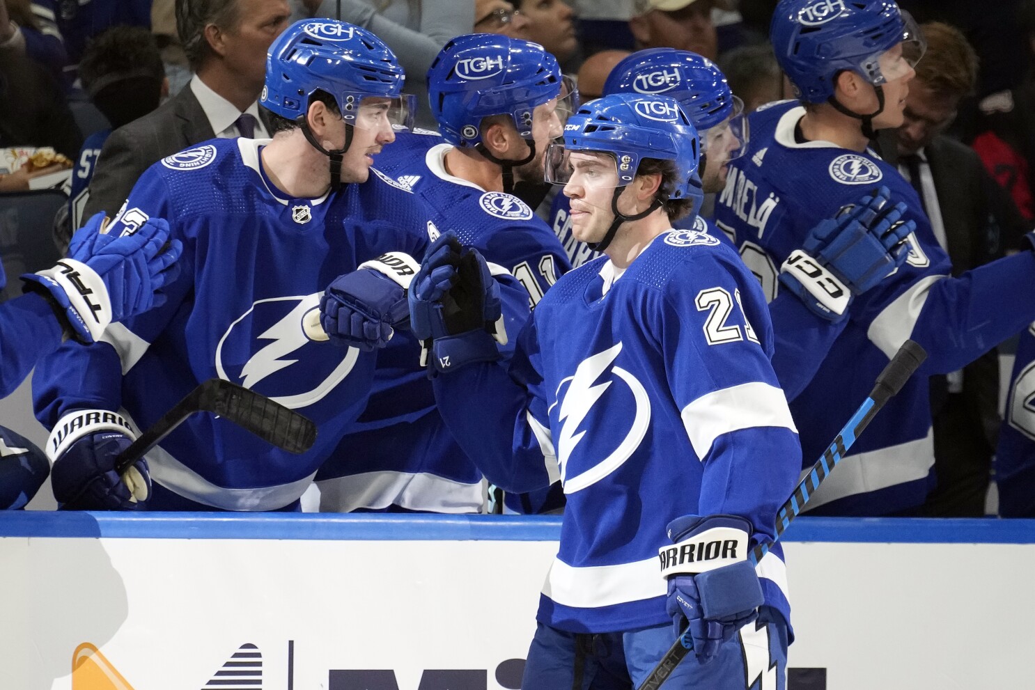 Photos: Lightning hold off Kings for 4-3 win