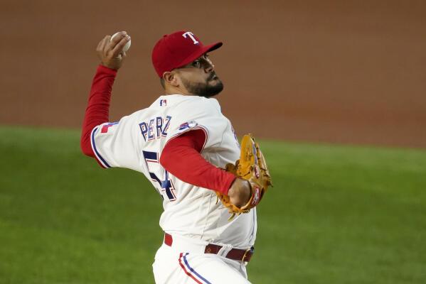 Martin Perez, Rangers not 'close' on contract, but there's a catch