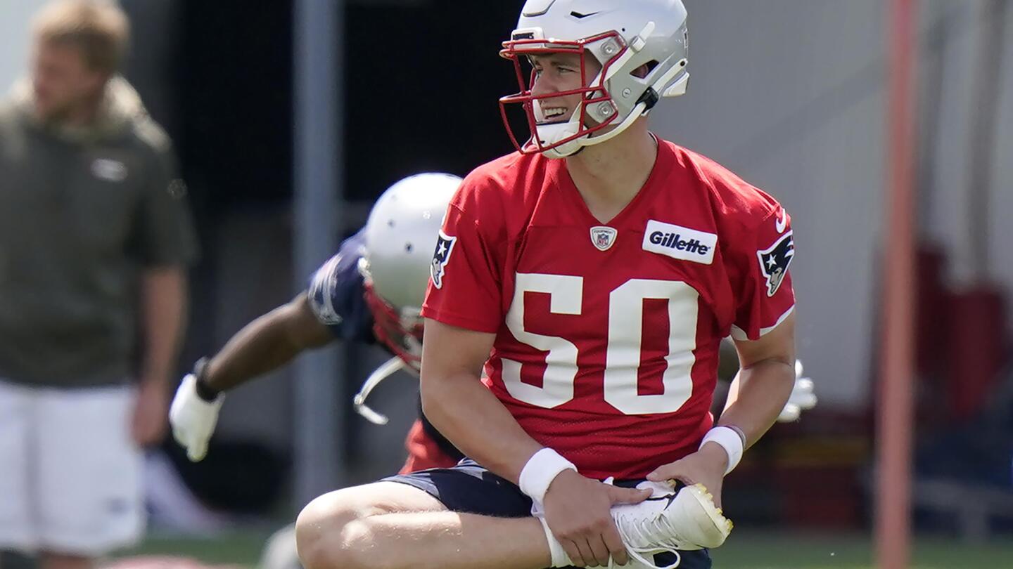 Rookie QB Jarrett Stidham learning the ropes at Patriots' minicamp