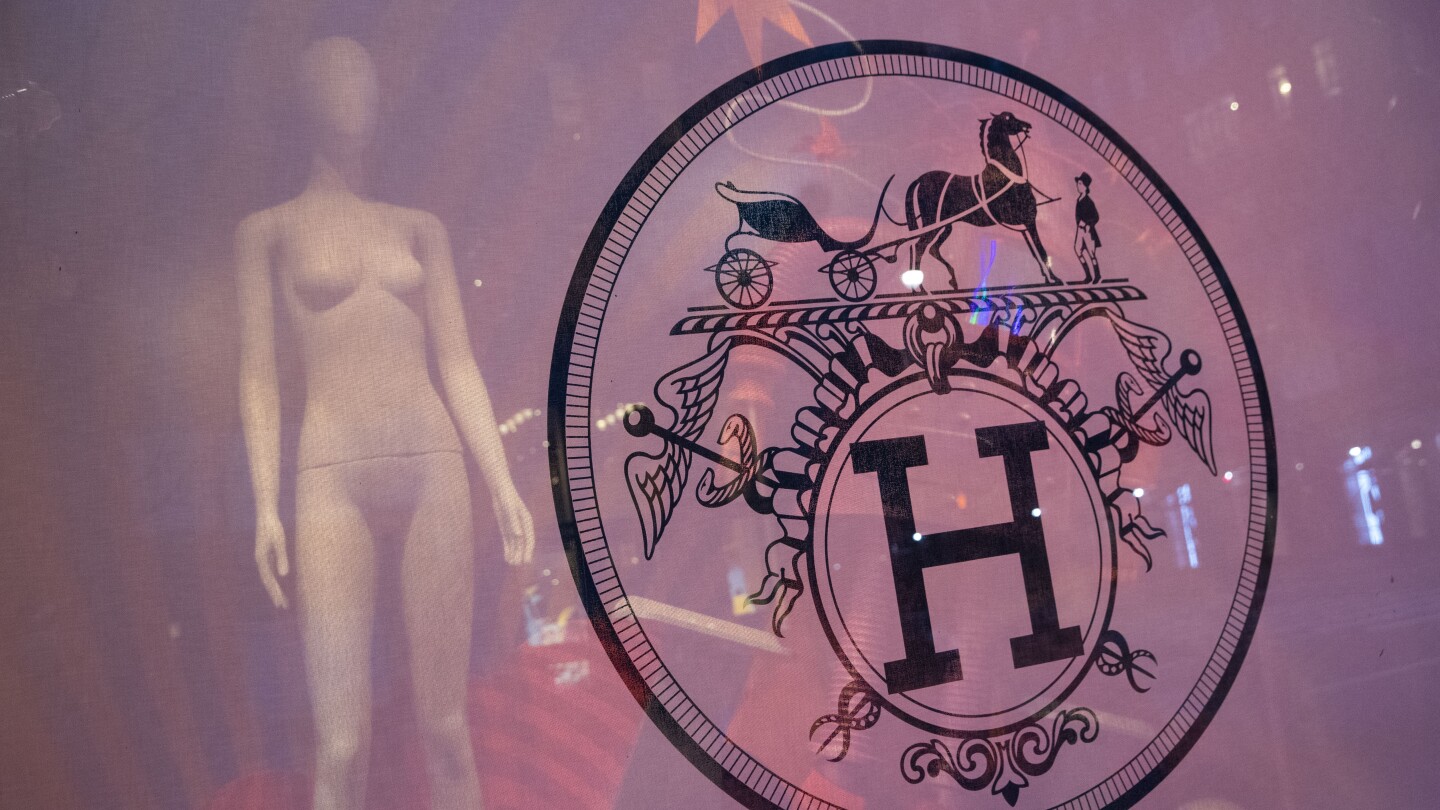 Hermes е обект на ново дело, обвиняващо търговеца на луксозни