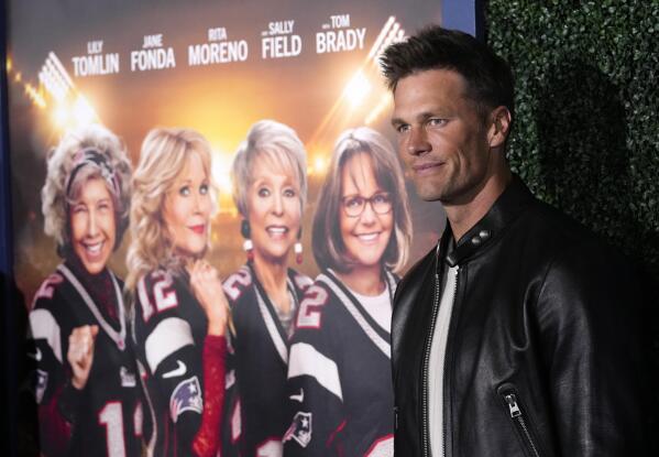 80 for Brady' review: NFL great Tom holds own with Jane Fonda and Co.