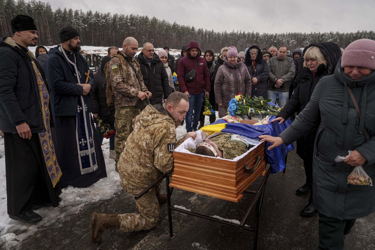 Bloodied Ukrainian troops risk losing more hard-won land in Kursk to Russia  | AP News