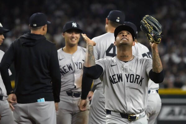New York Yankees pitcher Luis Gil reacts after being taken out in the fifth inning during a baseball game against the Arizona Diamondbacks, Monday, April 1, 2024, in Phoenix. (AP Photo/Rick Scuteri)