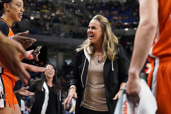 Can Becky Hammon make history with Raptors as first female head coach?