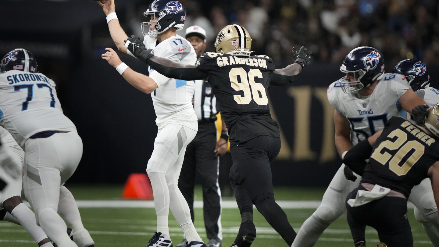 New Orleans Saints defensive end Carl Granderson signs a four-year  extension | AP News