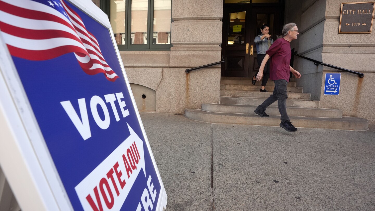 Sheldon Whitehouse Wins Fourth Senate Term