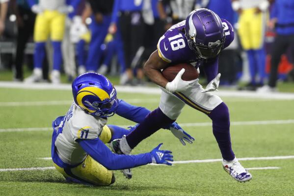 Green Bay Packers bowl over Minnesota Vikings to clinch NFC North title, NFL