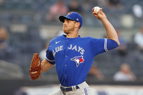 Toronto Blue Jays starting pitcher Steven Matz (22) delivers against the New York Yankees during the first inning of a baseball game Tuesday, May 25, 2021, in New York. (AP Photo/Noah K. Murray)