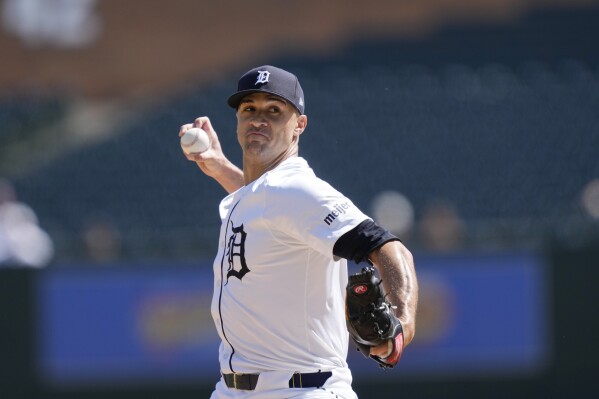 Detroit Tigers starting pitcher Jack Flaherty throws during the first inning in the first game of a baseball doubleheader against the St. Louis Cardinals, Tuesday, April 30, 2024, in Detroit. (AP Photo/Carlos Osorio)