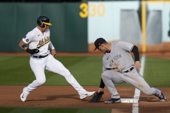 Paul Blackburn pitches A's to 2-1 victory over Yankees in Josh Donaldson's  return