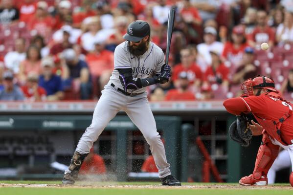 José Iglesias hits grand slam in 10-run inning as Cincinnati Reds win