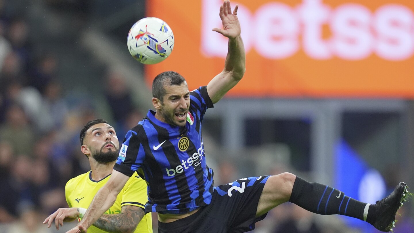 La lucha por el título de la Serie A entre Napoli e Inter se extiende hasta el último día