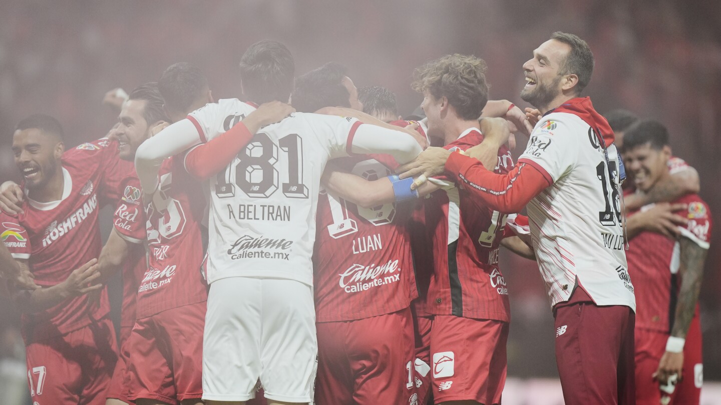 Toluca Wins 11th Mexican Title Ending 15-Year Drought