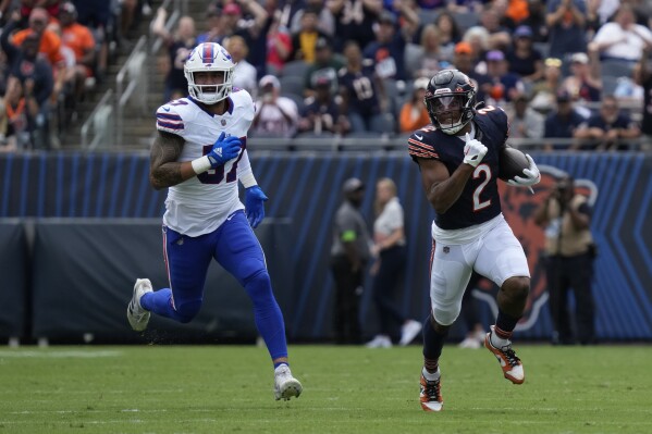 Jordan Love vs. Justin Fields in Week 1