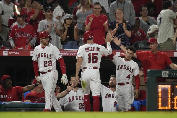 Top 10 Moments in Angels History: Anaheim Angels are champions of