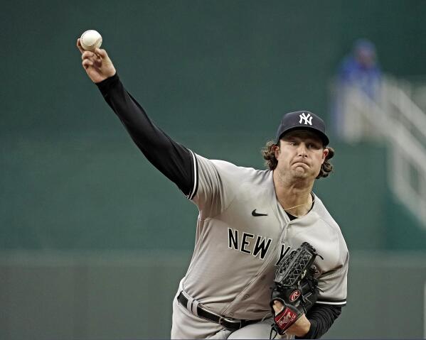 Cole pitches Yankees to 8th straight win, 3-0 over Royals