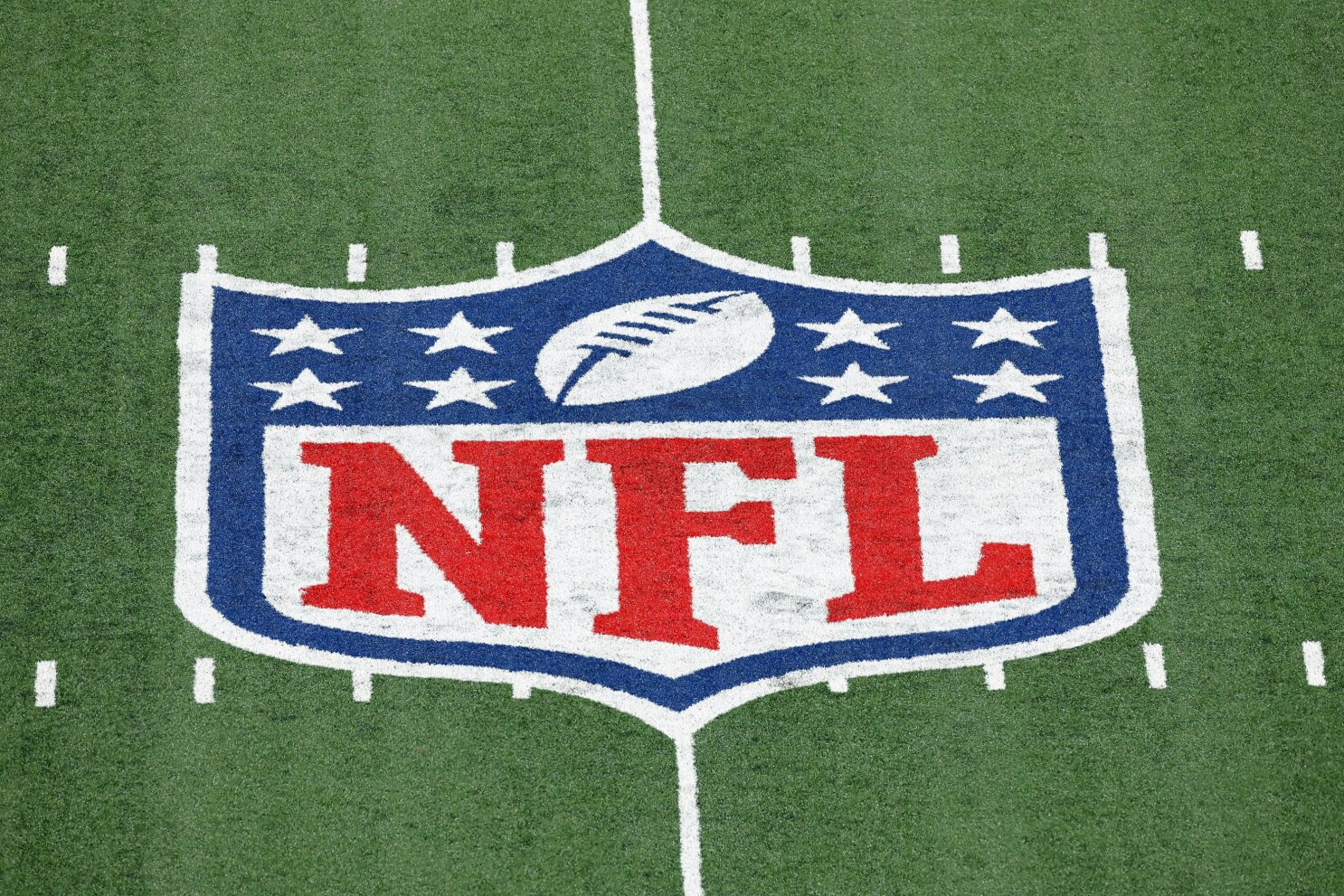 NFL Extends 'Sunday Ticket' Deal With DirecTV - CBS Texas