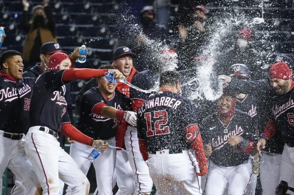 Kyle Schwarber homer lifts Nationals over Diamondbacks 1-0