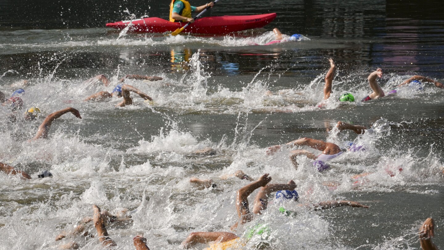 Ein Triathlet, der nach den Olympischen Spielen in Paris erkrankt ist, veranlasst die Schweiz, ihr gemischtes Staffelteam zu wechseln