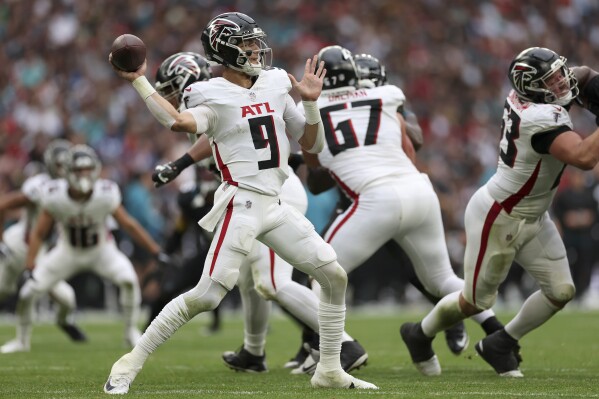 Falcons QB Ridder facing more heat after 3 turnovers adds to