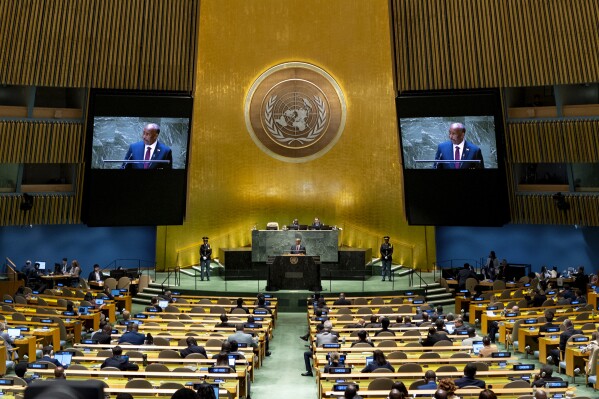Abdel-Fattah Al-Burhan Abdelrahman Al-Burhan, presidente del Consejo Soberano de Sudán, durante su discurso en la 78va sesión de la Asamblea General de Naciones Unidas, el 21 de septiembre de 2023. (AP Foto/Craig Ruttle)