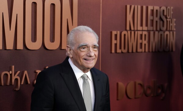Martin Scorsese, director y coguionista de "Killers of the Flower Moon" pora en el estreno en Los Ángeles de la película el 16 de octubre de 2023, en el Teatro Dolby. (Foto AP/Chris Pizzello)