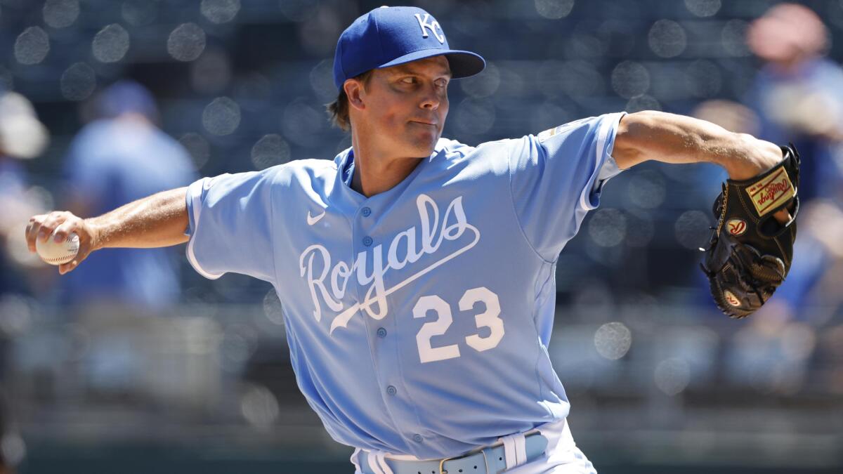 Greinke helps Royals beat Cease, White Sox 5-3