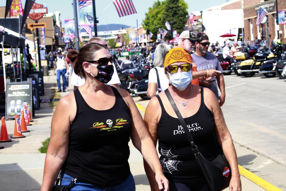 Sturgis Bike Rally Revs Back Bigger Despite Virus Variant Ap News 8707