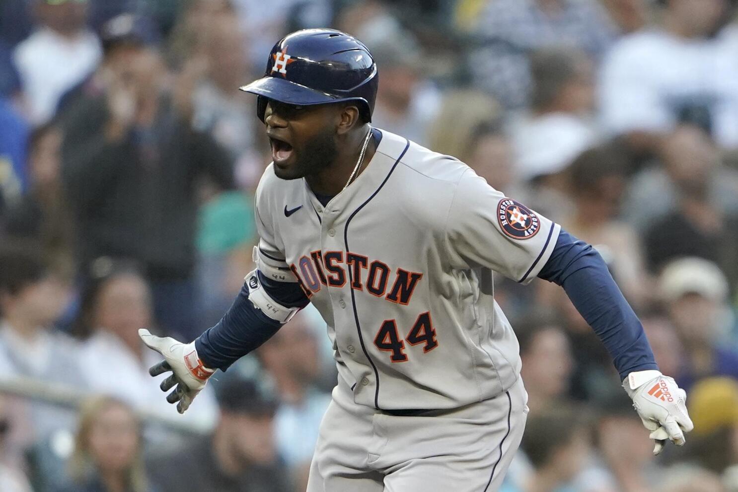 Astros All-Star outfielder Yordan Alvarez placed on IL with