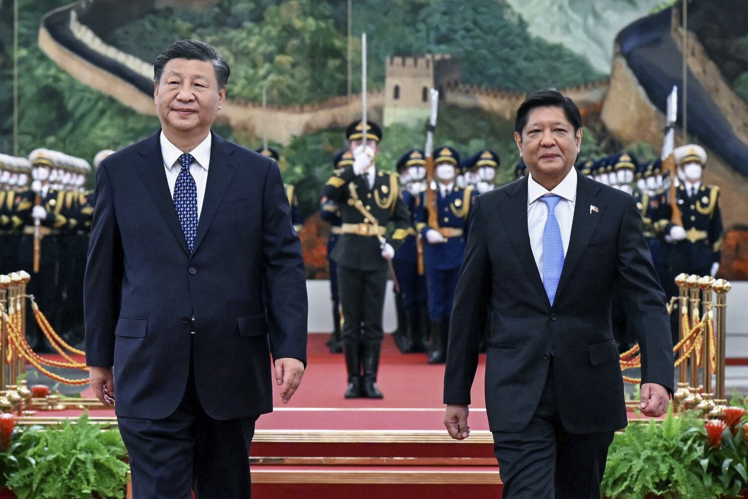 Philippine president offers a deal to China: Stop sea aggression and I'll return missiles to US