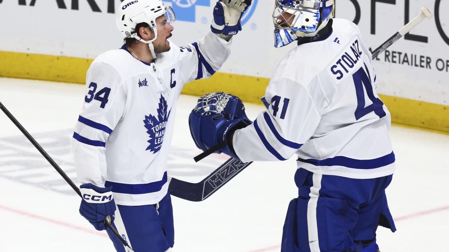 Toronto seeking to turn over a new Leaf under Berube after clinching 1st Atlantic Division title